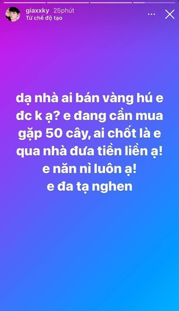Mới đây, Gia Kỳ tiếp tục gây chú ý khi lên Instagram đăng đàn để mua 50 cây vàng khiến netizen ai nấy đều tròn mắt.