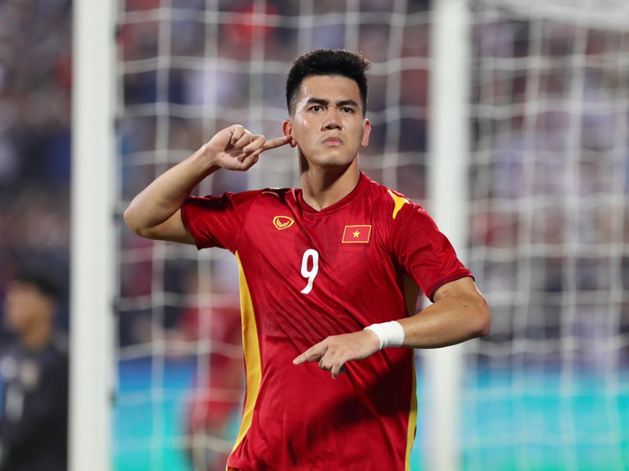 Ở V.League 2022, anh có phong độ tốt và ghi được 9 bàn. Anh là chân sút nội tốt thứ hai của giải, chỉ sau Phạm Tuấn Hải của CLB Hà Nội, người có 10 pha lập công.