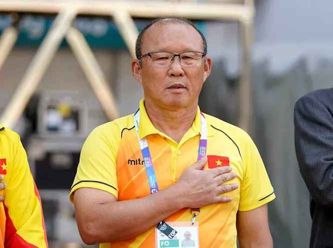 Mới đây, ngoài gửi lời cảm ơn các Bộ, ban ngành, HLV Park Hang Seo cho hay: "Tôi chỉ còn một giải đấu quan trọng nữa cùng đội tuyển Việt Nam tại AFF Cup 2022. Đây là giải đấu rất ý nghĩa với tôi vì nó sẽ khép lại sự nghiệp cầm quân của tôi với bóng đá Việt Nam".