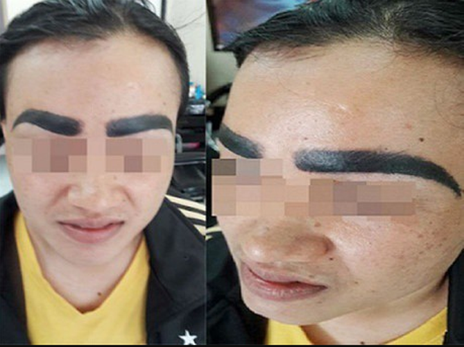 Pha xăm lông mày ai nhìn cũng khiếp sợ.