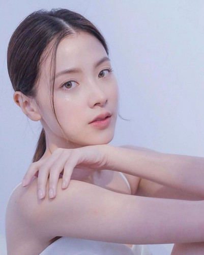 Saree Yêu Dấu những ngày đầu lên sóng đã thu hút đông đảo khán giả. Hơn thế nữa, cặp đôi trai tài gái sắc Baifern và Sean rất xứng lứa vừa đôi khi đứng cạnh nhau là điểm ấn tượng thu hút khán giả.
