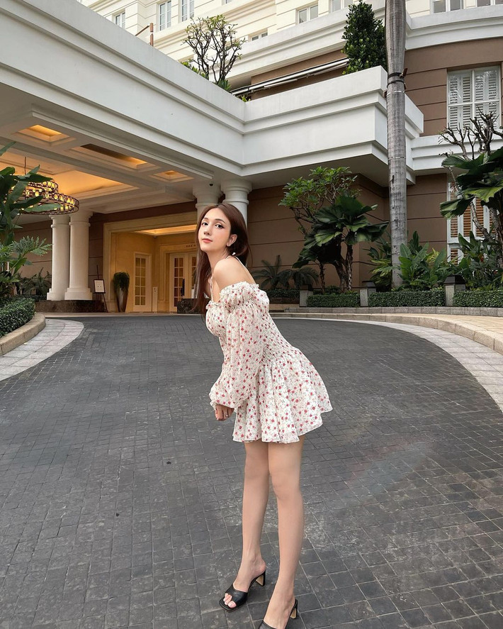 Hoàng Học sinh năm 1997, hiện đang làm KOL, người mẫu ảnh tại TP HCM.