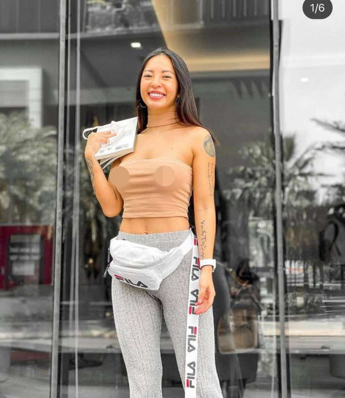 Mới đây, trên trang cá nhân, Hana Giang Anh tự tin đăng hình mặc váy bodycon, để lộ vòng một ấn tượng. Tuy nhiên, chẳng hiểu vô tình hay hữu ý mà hot girl phòng gym này là thả rông luôn vòng 1 khiến nhiều người đỏ mặt.