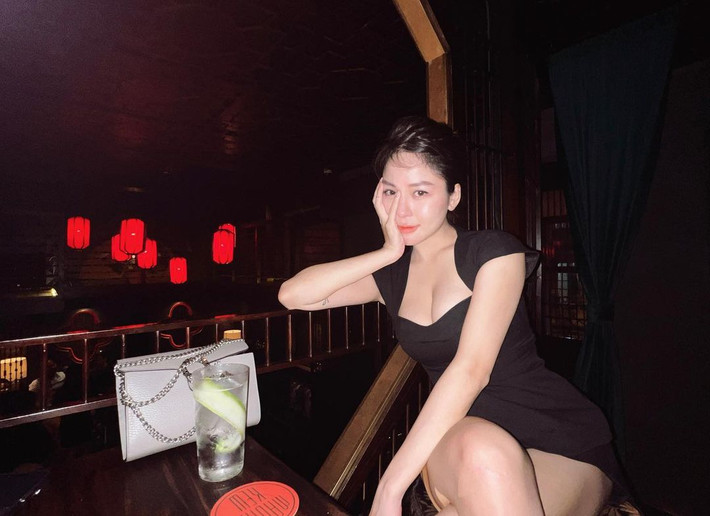 Hiện tại, hot girl Trâm Anh không còn xuất hiện thường xuyên nhưng vẫn là cái tên giữ được sự quan tâm của người dùng internet.