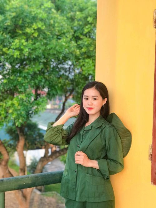 Sở hữu gương mặt thu hút nhưng khi được hỏi có muốn trở thành một mẫu ảnh không thì Ngọc Diệp lại từ chối vì cho rằng, bản thân vẫn còn nhiều khuyết điểm nên khá tự ti khi thử sức trong lĩnh vực này.