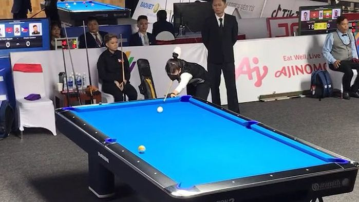 VĐV Centeno được xem là "hạt giống" tiềm năng đáng chú ý trong mùa giải SEA Games 31 lần này. Trước đối thủ đáng gờm, cơ thủ Bích Trâm đã tập trung cao độ, phát huy tối đa sở trường của bản thân.