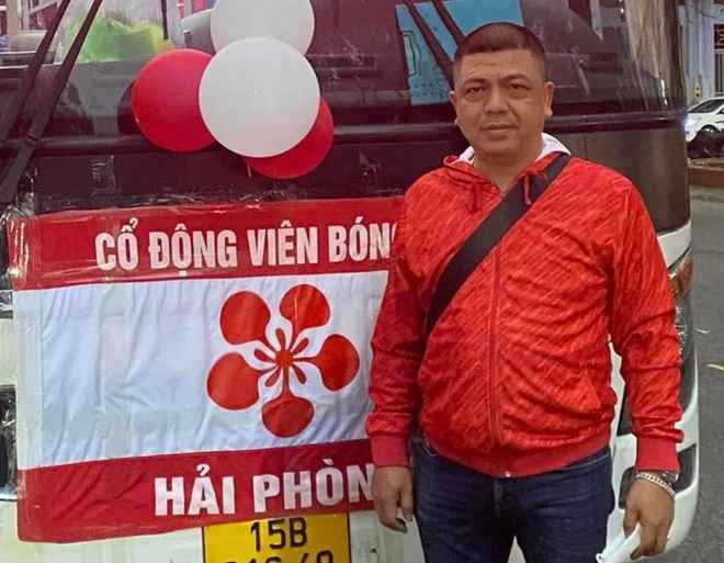 10 năm trước, Trần Tiến Dũng bị Tòa án Nhân dân Tỉnh Tiền Giang tuyên 12 tháng tù treo vì tội gây rối trật tự công cộng. Vụ việc liên quan đến cựu trọng tài FIFA Võ Minh Trí, diễn ra gần trạm thu phí trên đường cao tốc hồi tháng 4/2012.