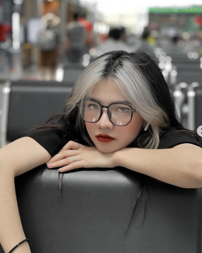 Sau lần xuất hiện tại sự kiện lần này, có thể nói, hình ảnh về nhan sắc của CiiN đang ngày một hoàn thiện, chỉnh chu hơn qua từng lần "ra mặt" trước công chúng.