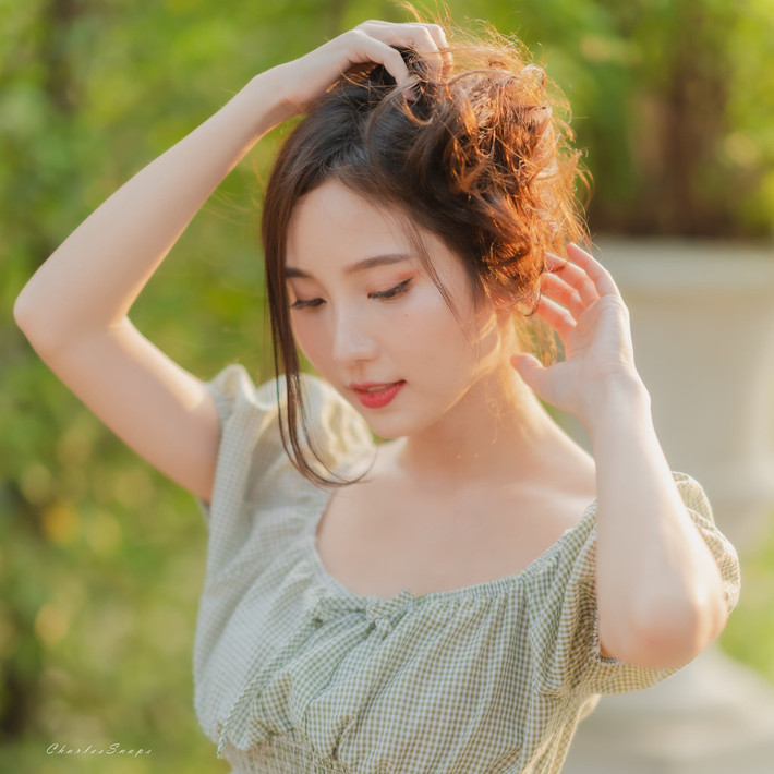 Sitapha Uttaburanont được đánh giá vô cùng hoàn hảo khi hội tụ đủ những nét đẹp từ trí tuệ lẫn nhan sắc.