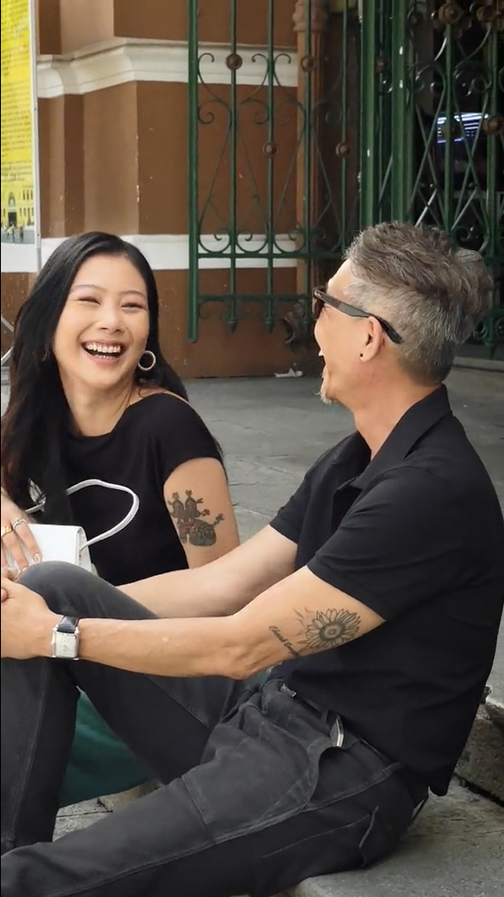 Có lẽ, vì là con "nhà nòi" nên phong cách thời trang của cô nàng cũng vô cùng cá tính.