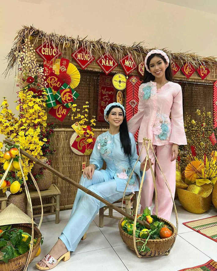 Nhờ gương mặt xinh đẹp, vóc dáng cao ráo, bà Thủy Tiên nhanh chóng lọt vào mắt xanh của các đạo diễn thời bấy giờ.