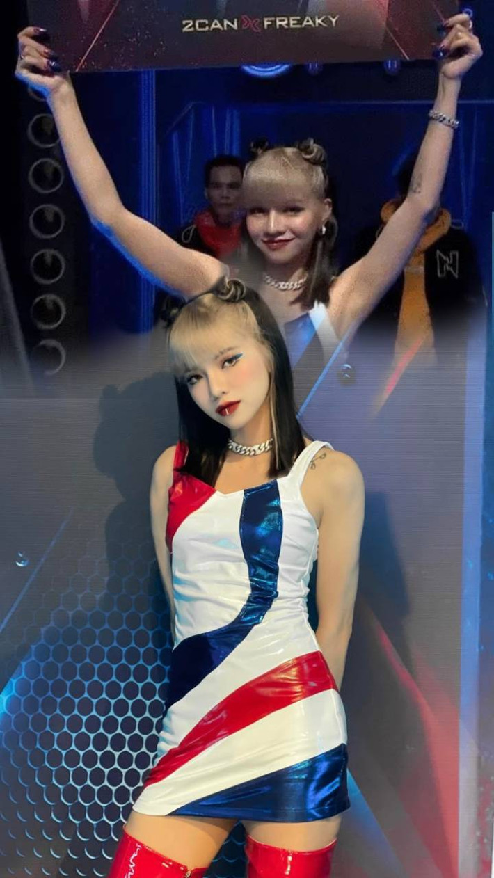 Tháng 11/2021, CiiN (Bùi Thảo Ly) bắt đầu gây được sự chú ý khi xuất hiện trong Rap Việt với vai trò cầm biển thi đấu. Gái xinh này sở hữu ngoại hình cực thu hút với mái tóc ngắn nhuộm nửa đầu cùng loạt đặc điểm giống Lisa (BLACKPINK).