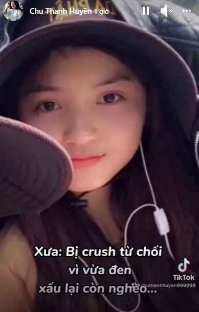 Trên story Facebook, Chu Thanh Huyền vừa đăng clip gây chú ý. Khoảnh khắc ghi lại sự thay đổi của bạn gái Quang Hải ngày ấy - bây giờ.