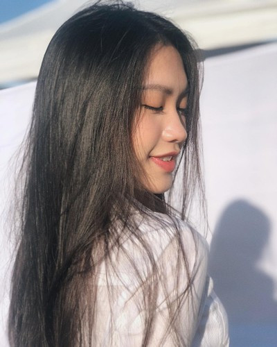 Văn Hậu và Hải My lộ nhiều bằng chứng hẹn hò song cả hai không lên tiếng phản hồi.