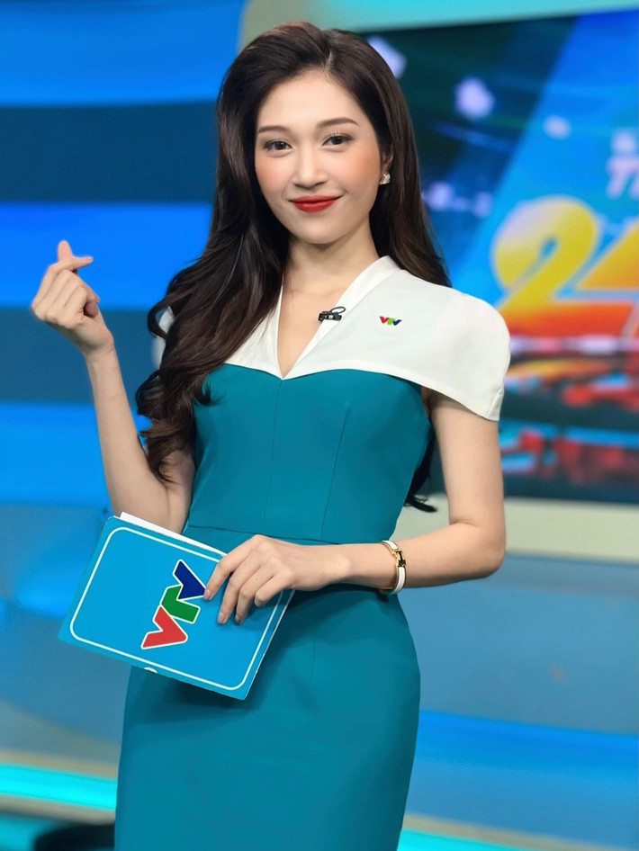 Song song đó, Ngọc Anh cũng được khen ngợi khi đoán trúng rằng Hồ Văn Ý sẽ là người chiến thắng ở hạng mục Quả Bóng Vàng Futsal Việt Nam 2021.