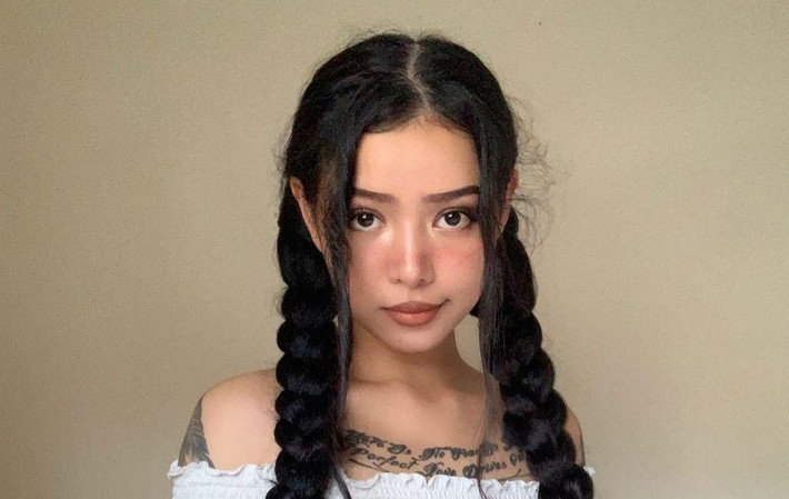Đạt thành tích "khủng" như vậy nhưng mới đây, tài khoản TikTok chính thức của gái xinh Bella Poarch đã bị cấm vĩnh viễn trên nền tảng này.