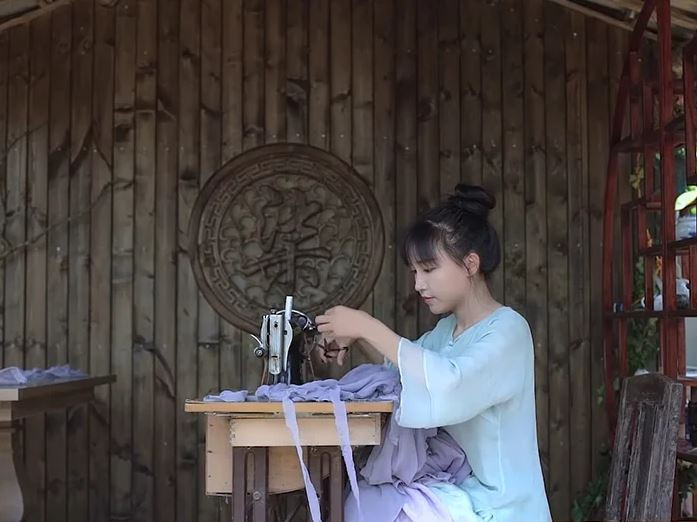Ông Lưu Đồng Minh - người sáng lập Vô Niệm Hàng Châu sẽ rút khỏi vị trí quản lý ở công ty Quảng bá văn hóa Tử Thất.
