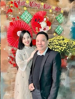 Ngoài quan tâm đến nhan sắc Ly Kute, dung mạo bố mẹ cựu hot girl 9X khiến dân mạng không khỏi trầm trồ.