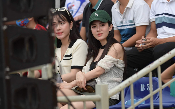 Hiện tại dù đã hơn 30 tuổi nhưng nhan sắc của MC Tú Linh vẫn làm nhiều người phải kinh ngạc khi gần như không bị ảnh hưởng bởi thời gian hay chuyện sinh con. Ảnh: Nguyễn Giang.
