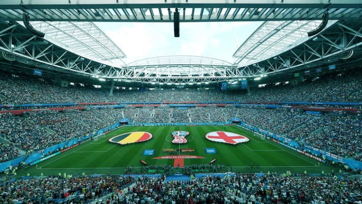 SVĐ Krestovsky (Gazprom Arena) ở Saint Petersburg, từng được chọn để tổ chức chung kết Champions League 2021, nhưng do ảnh hưởng đại dịch COVID-19 buộc UEFA phải chọn Porto thay thế.