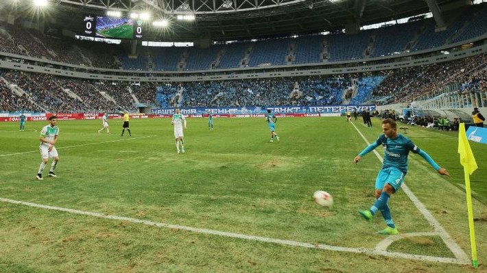 SVĐ Krestovsky bắt đầu được gọi là Sân vận động Saint Petersburg trong Cúp Liên đoàn các châu lục 2017 và Giải vô địch bóng đá thế giới 2018.