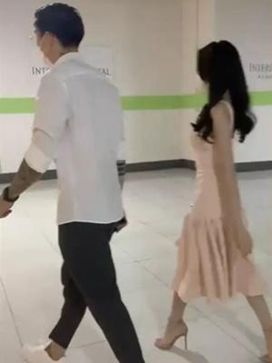 Đặc biệt, việc Hiếu Phạm dùng từ 4 cặp vợ chồng khiến dân mạng đồn đoán phải chăng Văn Hậu và Hải My cũng chuẩn bị về chung một nhà.