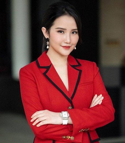 Trong những hình ảnh được chia sẻ gần đây cũng cho thấy bà mẹ một con đang dần cải thiện được sắc vóc.