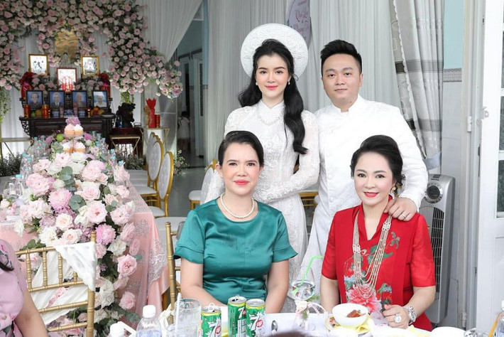 Quế Long (SN 1996), từng theo học tại một ngôi trường có tiếng tại TP HCM. Sau khi tốt nghiệp, 9X đã về Bình Dương sinh sống và làm việc.