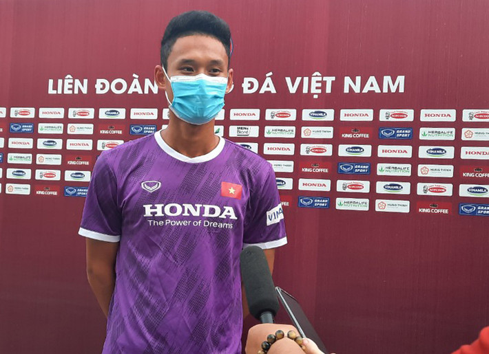 Anh Việt là gương mặt quen thuộc của U23 Việt Nam khi nhiều lần được HLV Park Hang Seo triệu tập. Bên cạnh chiều cao khủng, anh còn có khả năng quán xuyến hàng thủ tốt. Hiện anh thi đấu cho CLB Sài Gòn.