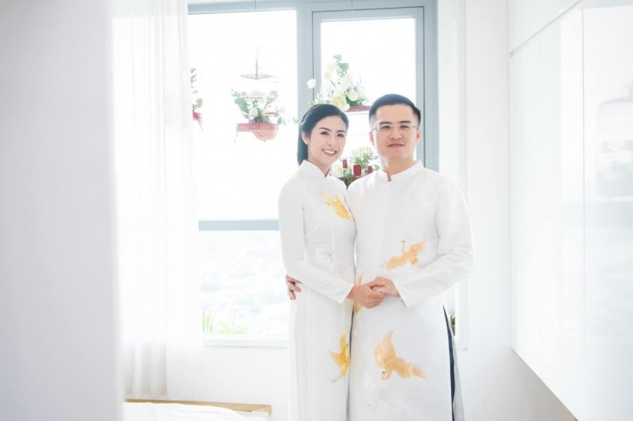 Mới đây, Hoa hậu Ngọc Hân đã làm lễ ăn hỏi với ông xã Phú Đạt tại Hà Nội. Đám cưới của cặp đôi sẽ tổ chức vào ngày 10/12/2022. Ảnh: VTCNews