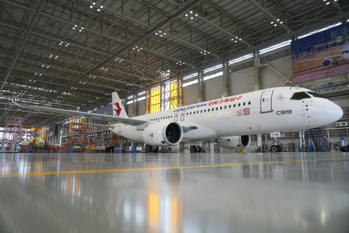 C919 cũng trang bị hệ thống lọc, hệ thống đèn tập trung vào hành khách và độ ồn thấp.