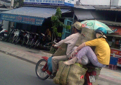 Dáng ngồi "bá đạo".