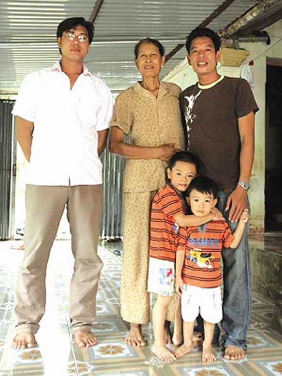 Đây cũng là quê hương của hai anh em tuyển thủ bóng chuyền xuất sắc đội tuyển Việt Nam là Ngô Văn Công (1,92m) và Ngô Văn Kiều (1,96m).