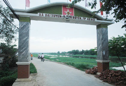 Đồng hồ (sưỡn nhật), sưỡn mỗ (ô tô), sưỡn trì (tàu thuỷ), sưỡn xì thiên (máy bay)… là những từ lóng được sử dụng tại địa phương. Có thể khẳng định rằng, với quy định và việc hình thành ngôn ngữ, người Đa Chất đã có tới 99% ngôn từ giao tiếp cho tiếng nói riêng của mình. Ảnh: Dân Việt.