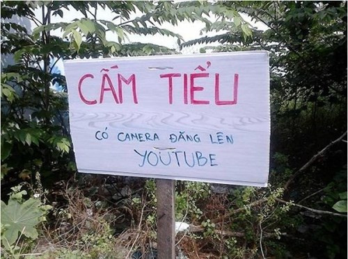 Biển cấm thời công nghệ.