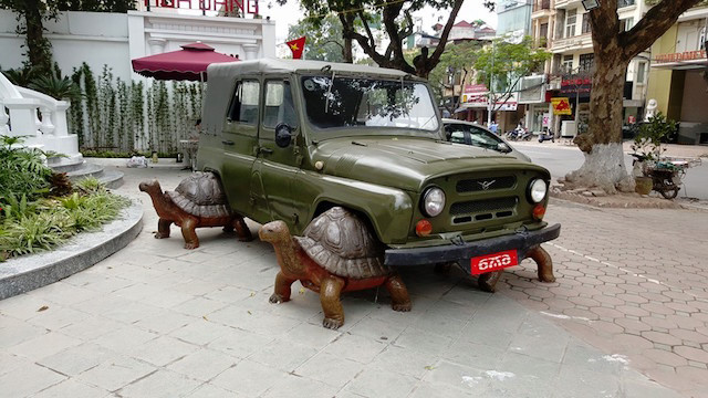 Bánh xe đâu rồi?