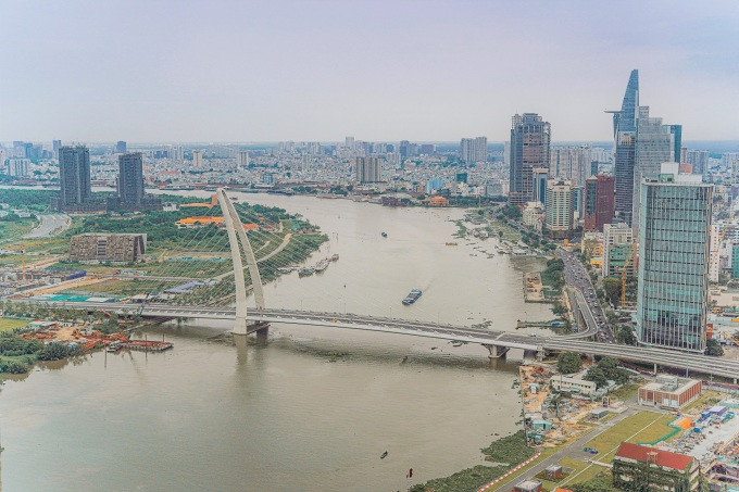 Điểm nổi bật trong căn hộ là view hướng sông Sài Gòn đẹp mắt. Ảnh: Masterise Homes