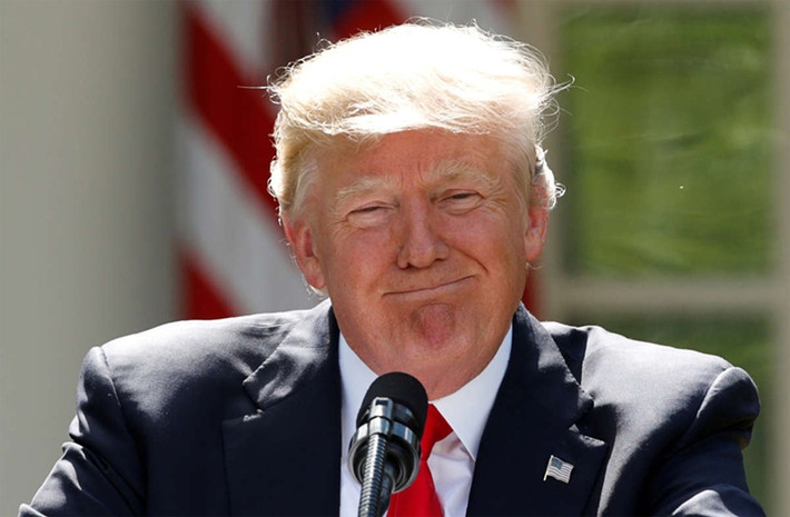 Sau khi bị ám sát hụt lần 2, khối tài sản của cựu Tổng thống Mỹ Donald Trump tiếp đà giảm mạnh. Theo ước tính của Forbes (ngày 18/9/2024), khối tài sản của cựu Tổng thống Donald Trump đạt 3,7 tỷ USD, giảm 131 triệu USD (3,39%) so với cuối tuần trước. Ảnh: The Washington Post