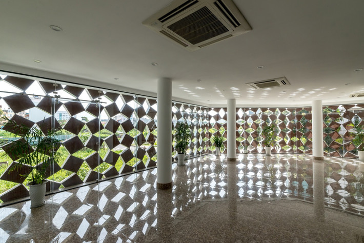 Cây xanh được sắp xếp ngẫn nhiên để hấp thụ độ ẩm và giảm thiểu bức xạ nhiệt. Ảnh: Nguyen Tien Thanh