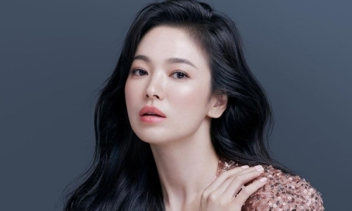 Cát xê cho những bộ phim kéo dài 16 tập của Song Hye Kyo rơi vào khoảng 2,69 triệu USD (66 tỷ đồng). Ảnh: K-ennews