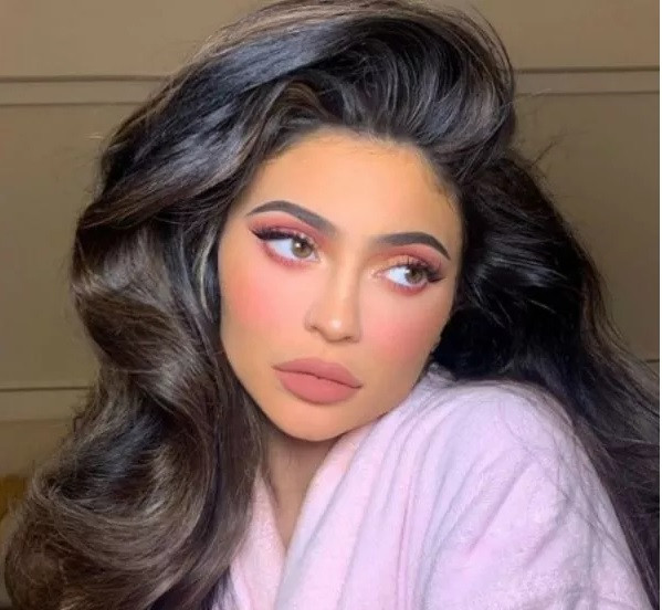 Ít ai biết, Kylie Jenner là người bừa bộn nhất trong nhà. Hai người chị Kendall và Khloe từng tiết lộ điều này trong một chương trình truyền hình. Ảnh: Telltalesonline
