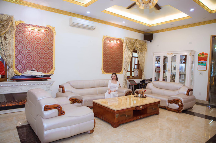 Nữ ca sĩ cho biết, căn nhà này được vợ chồng cô xây dựng trước nhà ở Sài Gòn.
