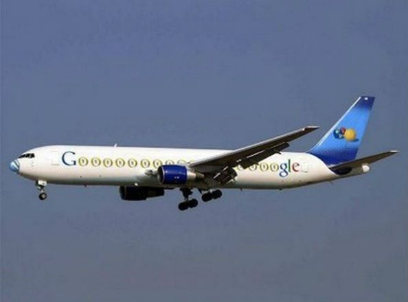 Serge Brin và Larry Page mua chiếc máy bay đầu tiên vào năm 2005, mẫu Boeing 767-200 từ hãng hàng không Qantas của Australia với giá 15 triệu USD. Sau đó họ chi thêm 10 triệu USD để thiết kế lại nội thất, biến nó thành một chiếc máy bay tư nhân có thể chứa 50 người.