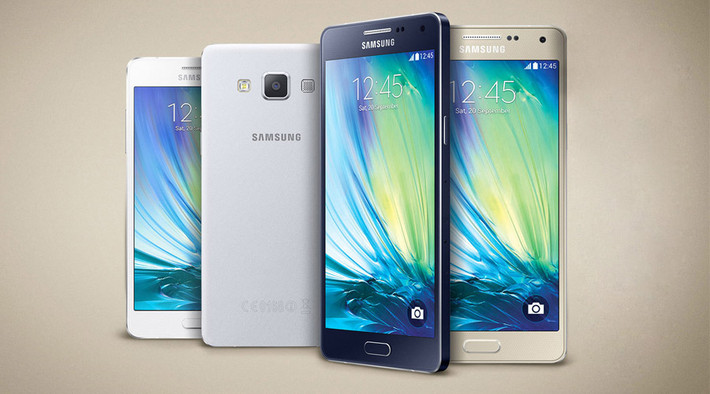 Samsung Galaxy A5 (2016). Nhắm tới phân khúc smartphone tầm trung nhưng bộ đôi Galaxy A5 (2016) có kiểu dáng khá sang trọng, cao cấp và tinh tế nhờ sự kết hợp giữa kính và kim loại. Màn hình của Galaxy A series 2016 được vê cong mép cạnh dọc 2,5D với viền mỏng 2,7mm.
