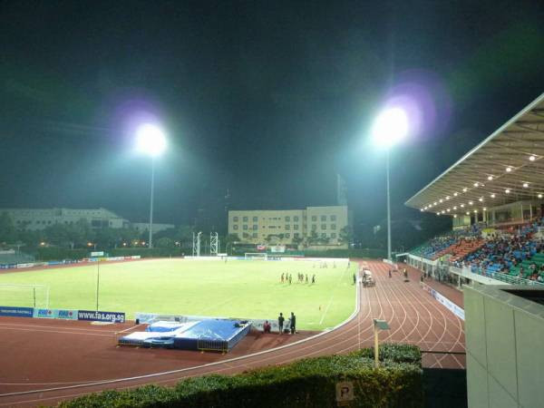 Hệ thống ánh sáng của Bishan cũng được BTC Sea Games 28 thay mới hoàn toàn.