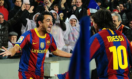 Ở trận chung kết Champions League 2008/09, Xavi đã có một pha chuyền bóng chính xác tới từng milimet cho Lionel Messi bay người đánh đầu tung lưới M.U, ấn định chiến thắng 2-0 cho Barca.