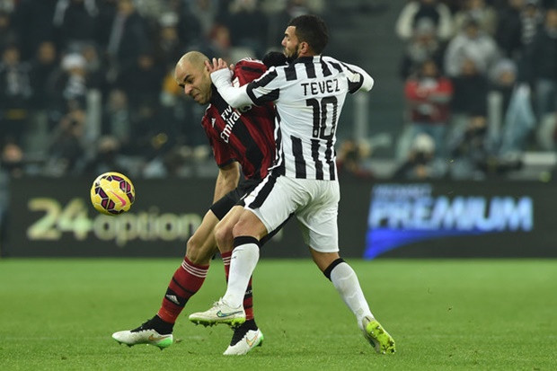 Vị trí của Alex trong thời gian qua tại AC Milan là đánh bóng hàng ghế dự bị của CLB này. Nếu không cố gắng ở những tháng còn lại thì trung vệ người Brazil sẽ là cái tên rời khỏi sân San Siro khi bản hợp đồng của anh với CLB Đỏ-Đen thành Milan kết thúc vào tháng Giêng năm 2016.