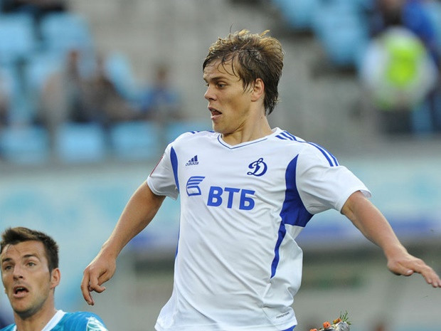 Tài năng của nước Nga là Aleksandr Kokorin đã suýt gia nhập Premier League mùa hè qua. Tháng Giêng tới anh có thể đạt được nguyện vọng của mình khi không đồng ý gia hạn hợp đồng với đội chủ quản là CLB Dynamo Moscow và sẽ gia nhập Premier League theo dạng chuyển nhượng tự do.