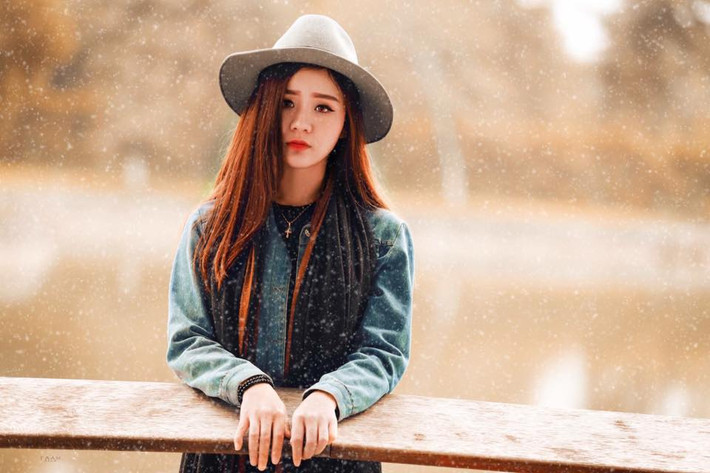 Bên cạnh đó Thu Thủy cũng từng lọt vào Top 40 cuộc thi Hoa khôi Sinh viên Hà Nội.