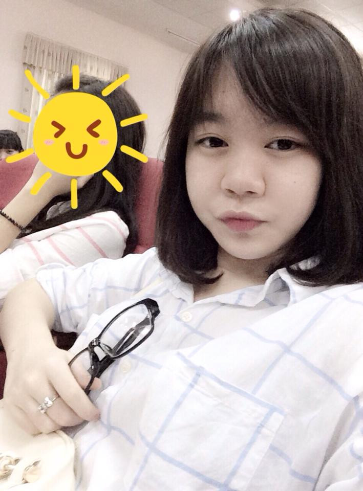 Qua trang cá nhân của mình, Huyền Bầu gửi lời chúc đến U23 Việt Nam: "Em chúc cho U23 cùng với những triết lí bóng đá của HLV Miura có thể đạt được những kết quả tốt nhất và chúc cho Huy Toàn sẽ mau mau bình phục chấn thương để có thể tiếp tục cống hiến vì màu cờ sắc áo".